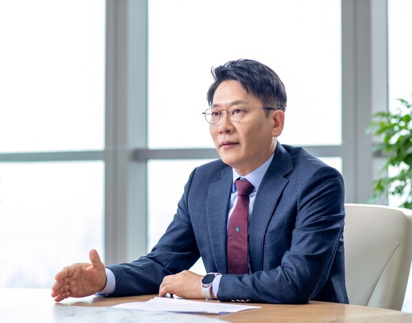LG에너지솔루션은 3일 김동명 CEO 사장이 직원들을 대상으로 "지금은 '강자의 시간', 호시우보(虎視牛步)의 자세로 준비합시다”라는 제목의 메시지를 보냈다고 밝혔다./사진=LG엔솔