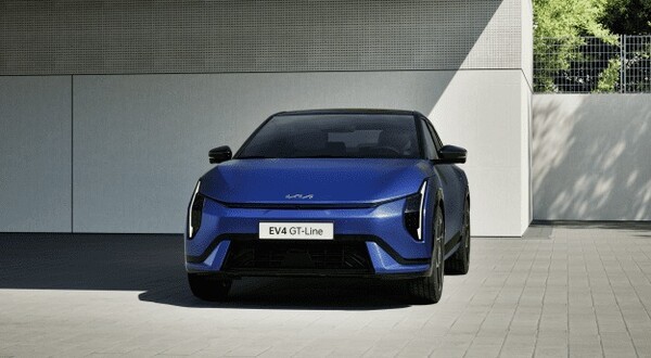 더 기아 EV4 GT라인