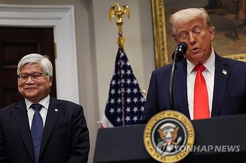 TSMC 대미 투자 발표하는 트럼프 미국 대통령.    /사진=연합뉴스