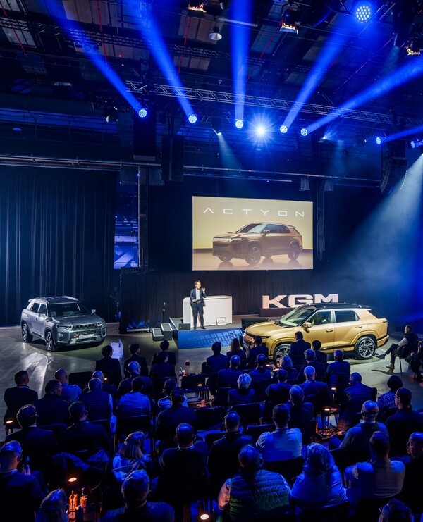 KG 모빌리티(이하 KGM)가 지난 1월 튀르키예 시장에 이어 독일에서 딜러 콘퍼런스를 갖고 액티언과 무쏘 EV 등을 선보였다고 7일 밝혔다./사진KGM