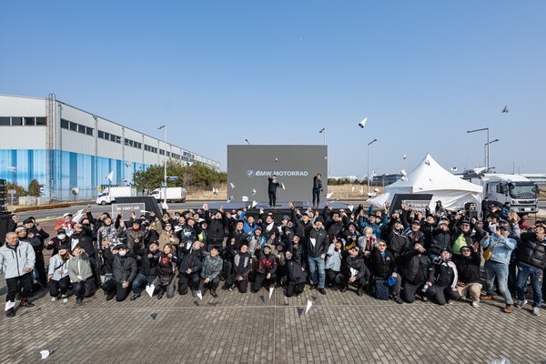 BMW모토라드가 '2025 BMW 모토라드 시즌 오프닝' 행사를 성황리 마쳤다고 10일 밝혔다./사진=BMW그룹코리아