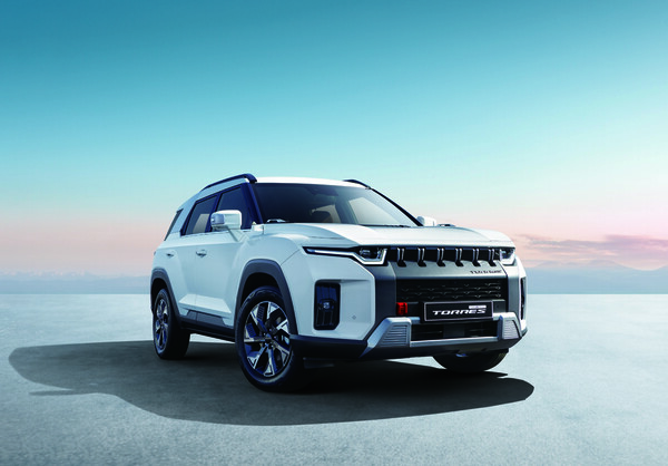 KGM 토레스 하이브리드 전면부./사진=KGM