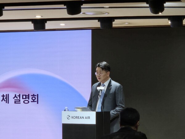 조원태 한진그룹 회장이 11일 서울 강서구 본사에서 열리 '라이징 나이트' 환영사를 하고 있다./사진=김동하 기자