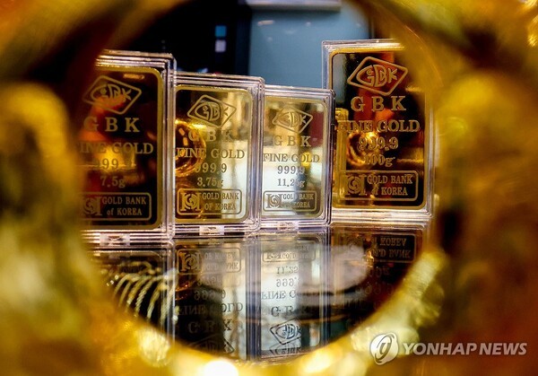지난달 21일 서울 종로구 범창쥬얼리에서 촬영한 골드바 모습. /사진=연합뉴스