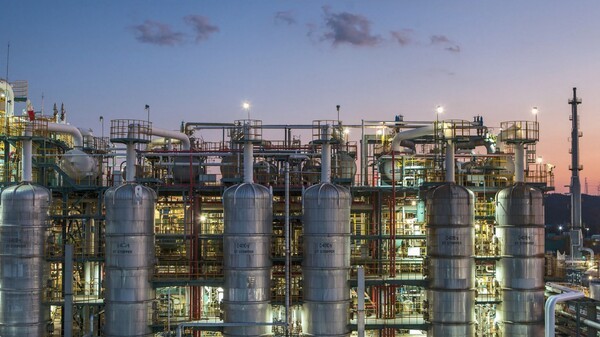 금호석유화학 울산고무공장. 