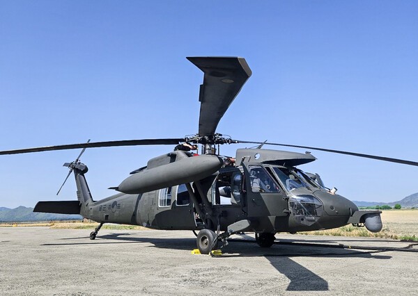 UH-60 헬기 기체 모습