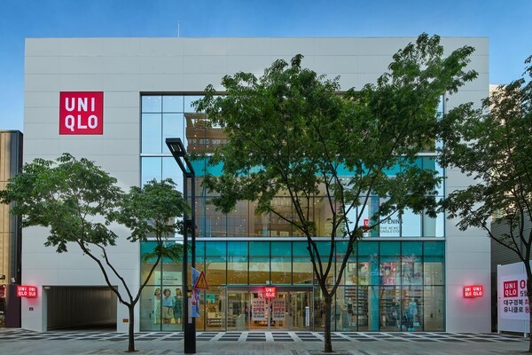 유니클로 동성로점 매장 외관