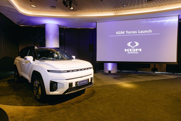 토레스 호주 런칭 행사에 전시된 토레스 EVX