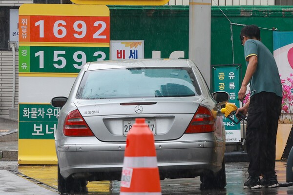 서울 시내 한 주유소. /사진=연합