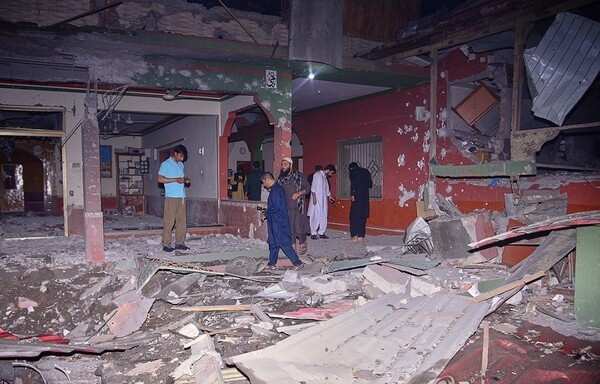 인도의 공습으로 파괴된 파키스탄 건축물. / 사진=AP 연합뉴스