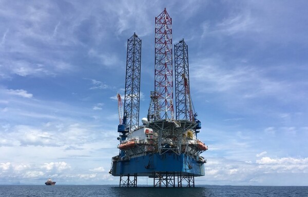 SK어스온이 내년 하반기 생산에 들어갈 예정인 베트남 15-1/05 개발광구 황금낙타 구조에 인접한 붉은낙타 구조에서 원유를 추가로 발견하는데 성공했다고 8일 밝혔다./사진=SK이노베이션