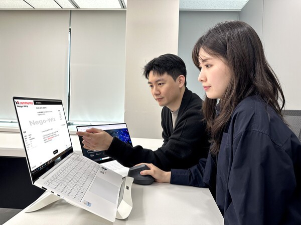 네고 위즈 솔루션을 사용하는 모습 / 사진=KT커머스