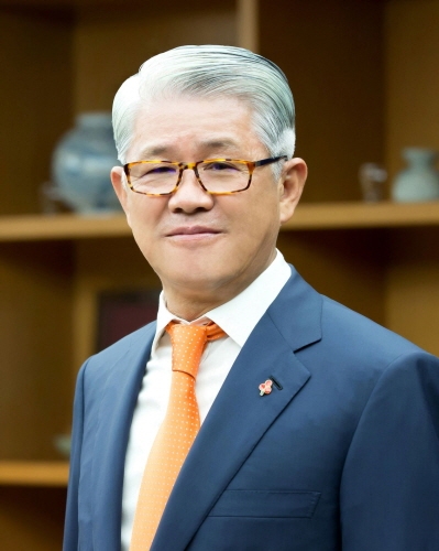 최신원 전 SK네트웍스 회장. /사진=SK네트웍스