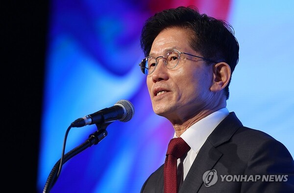 김문수 국민의힘 대선 후보가 15일 서울 영등포구 중소기업중앙회에서 열린 '자랑스러운 중소기업인협의회 조찬 강연'에 참석해 축사를 하고 있다. /사진=연합뉴스