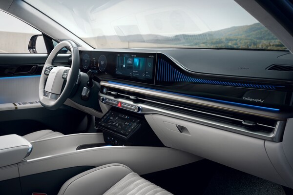 현대차가 21일 출시한 2026 그랜저 인테리어. /사진=현대차