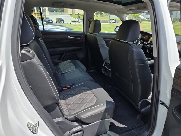 폭스바겐 아틀라스 2열 인테리어. /사진=김동하 기자