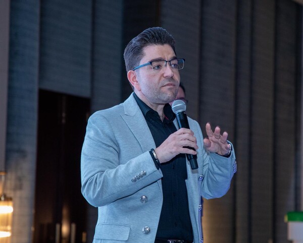 압둘카데르 라모 박사가 “카타르에 등록된 보툴리눔 톡신 제품이 제한적인 상황에서, 나보타에 대한 의료진의 높은 관심을 확인할 수 있는 자리였다”며 “나보타의 임상적 안전성과 유효성에 대해 논의할 수 있어 매우 의미 있었다”고 중동 의료진의 반응을 전하고 있다. /사진=대웅제약