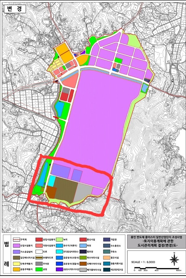 용인시 홈페이지에  기재된 최초 산업단지 계획지도. 빨간색 네모안이 열병합발전소 및 다른 기피시설이 집중 배치돼 있는 곳이다. 그 아래쪽은 안성시와 맞닿은 접경지역이다. /사진= 용인시 홈페이지
