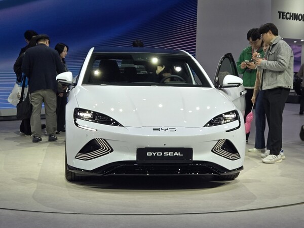 3일 2025서울모빌리티쇼에 전시된 BYD씰./사진=김동하 기자