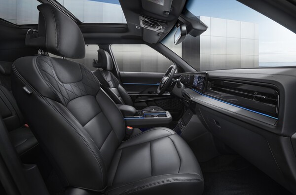 액티언 하이브리드 인테리어