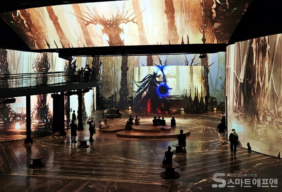 로스트아크의 새로운 콘텐츠를 공개하는 모습/사진=양대규 기자