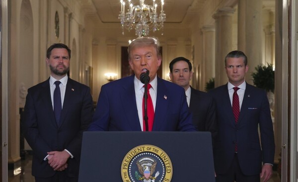 도널드 트럼프 미국 대통령이 이란 공격 후 대국민 연설을 하는 모습. / 사진=AP 연합뉴스