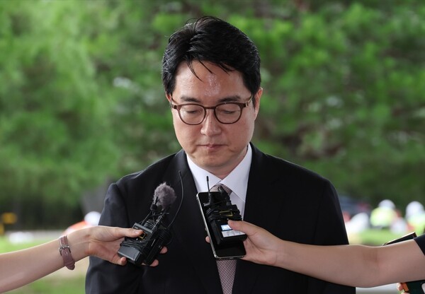 7월 1일 사의를 밝힌 심우정 검찰총장이 2일 오전 서울 서초구 대검찰청으로 출근하고 있다. / 사진=연합뉴스