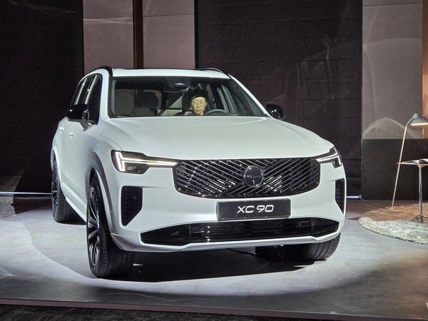 2일 볼보자동차코리아가 출시한 XC90. /사진=김동하 기자