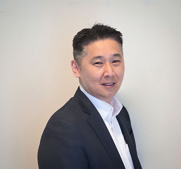 CJ대한통운은 글로벌사업부문 대표로 미국 물류 전문기업 익스피다이터스 인터내셔널 조나단 송(56) 글로벌 영업, 마케팅 총괄 부사장을 선임했다고 2일 밝혔다. 사진은 조나단 송 CJ대한통운 글로벌사업부문 대표. /사진=CJ대한통운