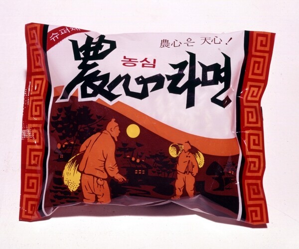 농심이 지난 1월 창립 60주년을 맞아 '농심라면'을 재출시했다./사진=농심 