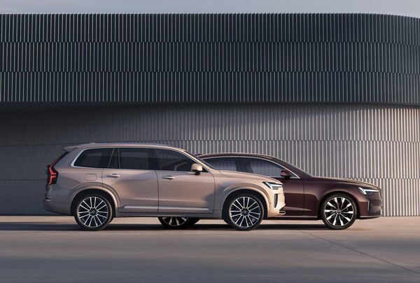 볼보자동차코리아가 볼보의 플래그십을 대표하는 모델인 신형 XC90과 S90의 국내 출시를 기념해 서울 강남 신세계 파미에스테이션에서 ‘XC90 & S90 쇼케이스’를 진행한다고 30일 밝혔다. /사진=볼보자동차코리아