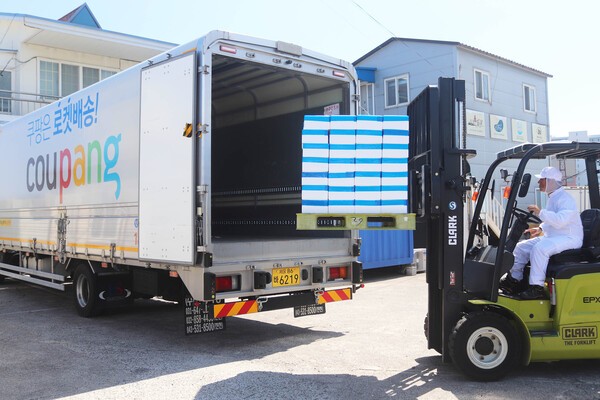 쿠팡이 지난 7월 1일부터 제주산 생갈치와 옥돔 등 수산물을 '항공직송'을 통해 전국 와우회원들에게 새벽배송하고 있다./사진=쿠팡 