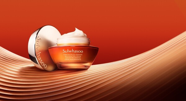 자음생크림 연출 이미지./사진=아모레퍼시픽