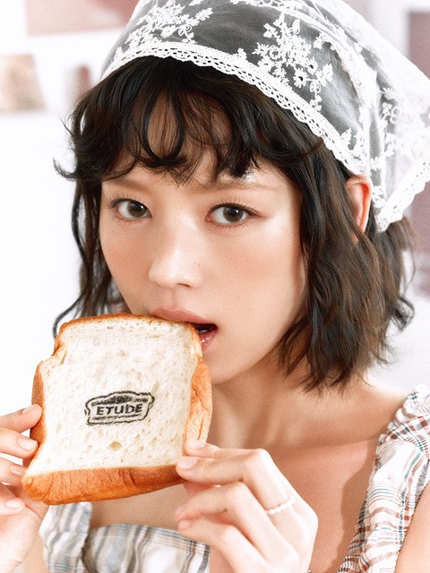 에뛰드가 가을 분위기를 한껏 담은 ‘카페 인 더 딥(Café in the Deep)’ 컬렉션을 출시한다./사진=아모레퍼시픽