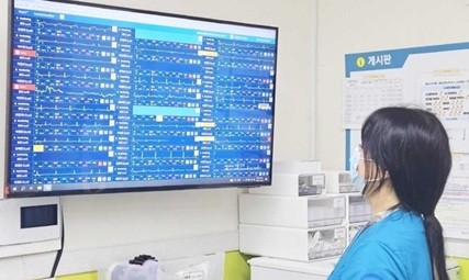 대웅제약은 인공지능(AI) 기반 스마트 병상모니터링 시스템 ‘씽크(thynC)’를 인천백병원에 공급했다. /사진=대웅제약