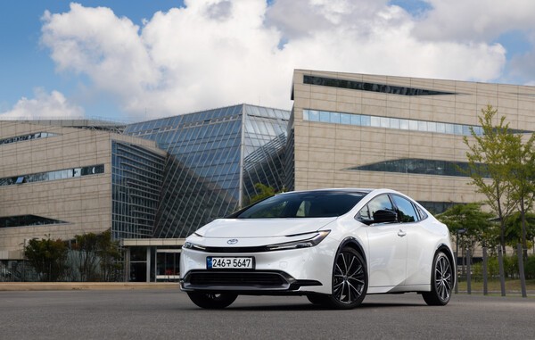 토요타코리아, ‘26년형 프리우스 HEV AWD XLE’ 출시