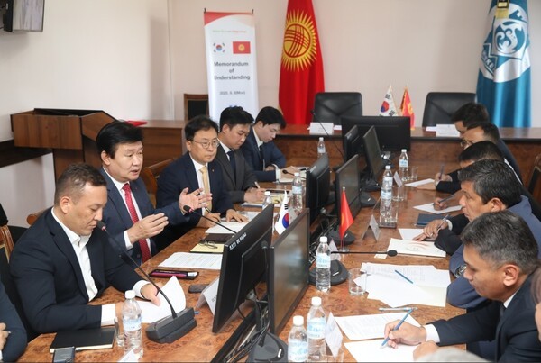 지역난방-비슈케크시청 K-난방 도입 전략 수입 MOU / 사진=한국지역난방공사