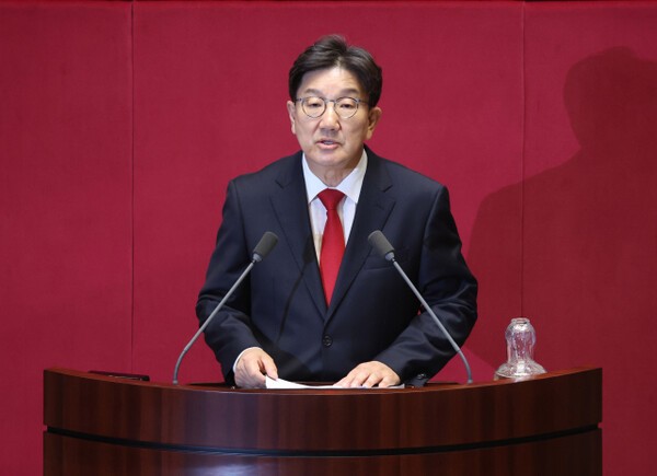 불법 정치자금 수수 혐의를 받는 권성동 국민의힘 의원이 11일 국회 본회의에서 자신의 체포동의안 표결을 앞두고 신상발언을 하고 있다./사진=연합뉴스