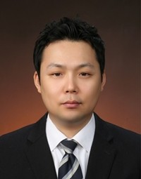 이장혁 산업팀장(부장)