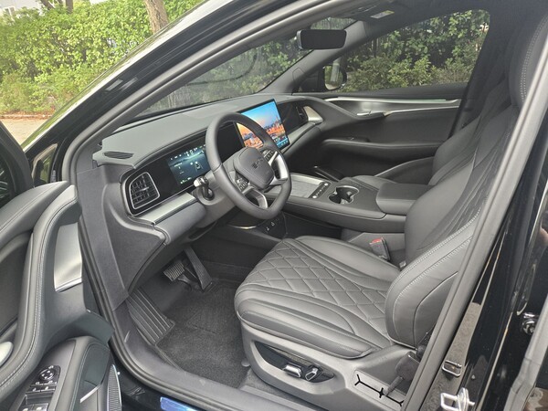 BYD 씨라이언7 1열 인테리어. /사진=김동하 기자