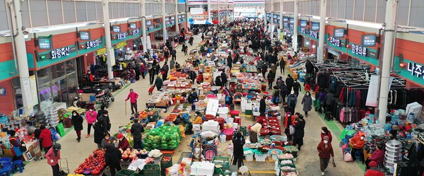 함평천지전통시장 전경. /사진=함평군