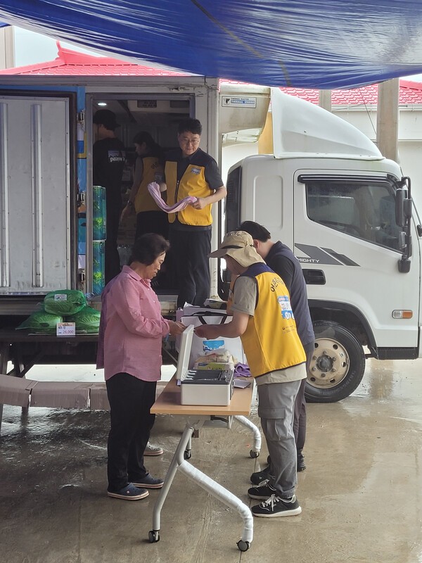 찾아가는 어복장터 시범운영 모습. /사진=전남도