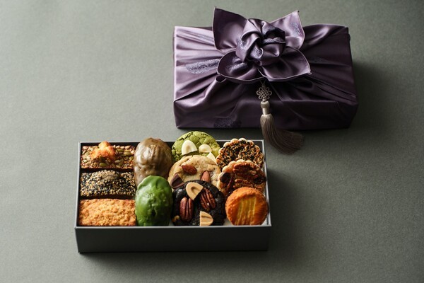 구움 과자 & 와인 세트./사진=JW 메리어트 동대문 스퀘어 서울