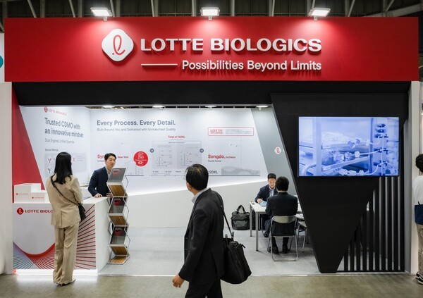 바이오재팬 2025 롯데바이오로직스 부스/사진=롯데바이오로직스