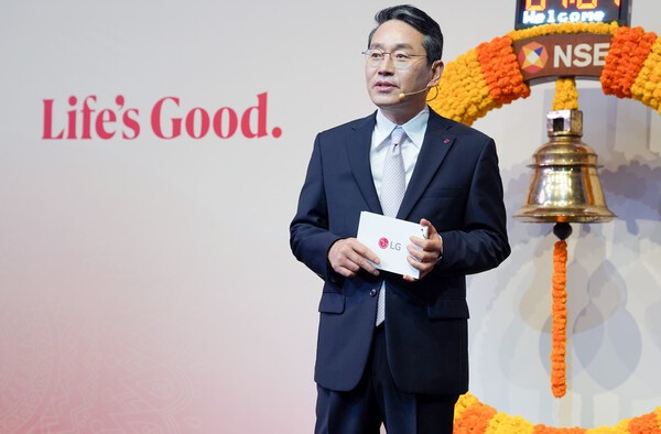 인도 뭄바이 국립증권거래소에서 14일(현지시간) 열린 LG전자 인도법인 상장식에 참석한 LG전자 조주완 CEO/ 사진=LG전자
