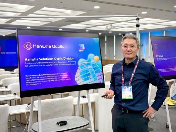 한화큐셀 박영춘 G&ES(그리드·에너지서비스) 사업부장은 행사 기간 중 마이크로소프트의 울리 호만(Uli Homann) 부사장과 함께 ‘데이터센터 에너지 관리를 위한 인공지능’을 주제로 공동 기조연설에 나선다. (사진은 한화큐셀 박영춘 G&ES 사업부장) / 사진 = 한화큐셀