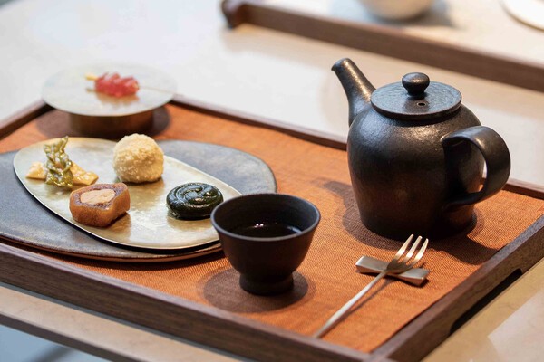 신세계백화점 본점 하우스오브신세계 디저트살롱 대표 다과세트./사진=신세계