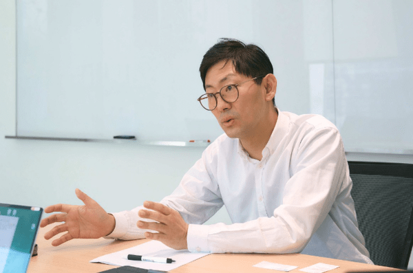 지난 2월18일 신호철 카카오페이증권 대표이사가 경기 성남시 카카오페이증권 본사에서 연합뉴스와 인터뷰를 하고 있다. /사진=연합뉴스