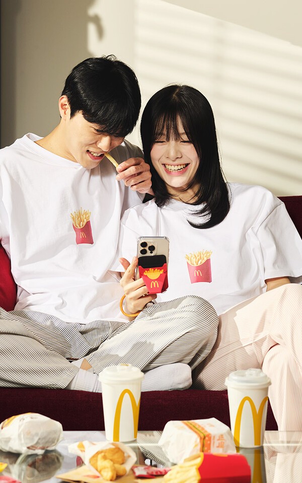 맥도날드가 인기 콘텐츠 크리에이터 ‘빠더너스(BDNS)’와 협업한 한정판 굿즈를 포인트로 교환할 수 있는 고객 감사 이벤트를 진행한다고 7일 밝혔다./사진=한국맥도날드