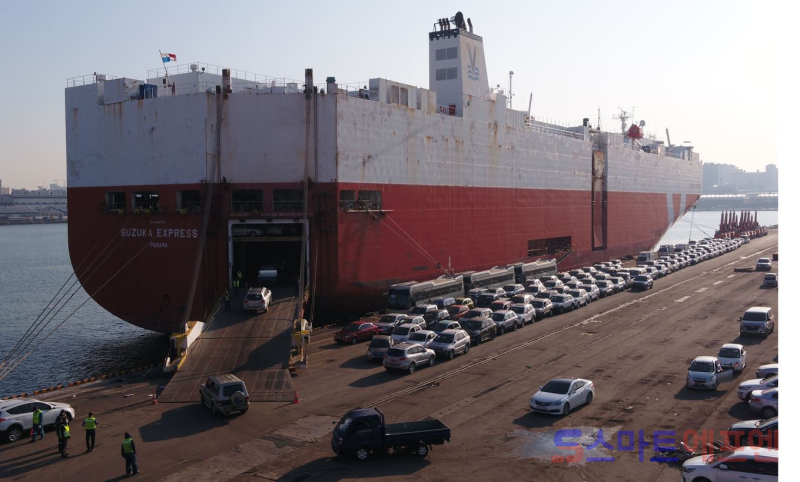 인천항에서 선적 중인 수출용 중고차. /사진=연합뉴스